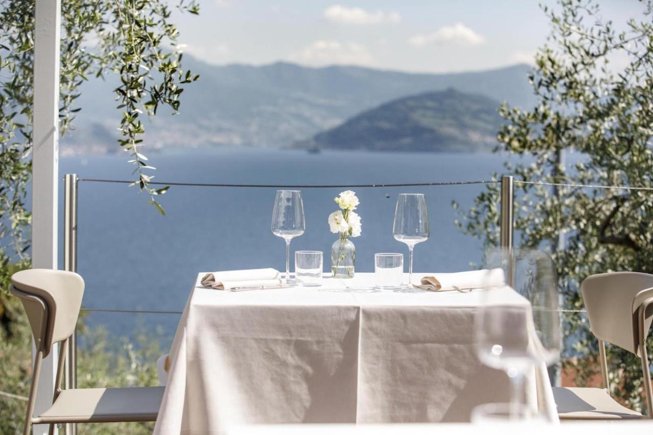 Hotel Miranda Riva di Solto Eksteriør bilde