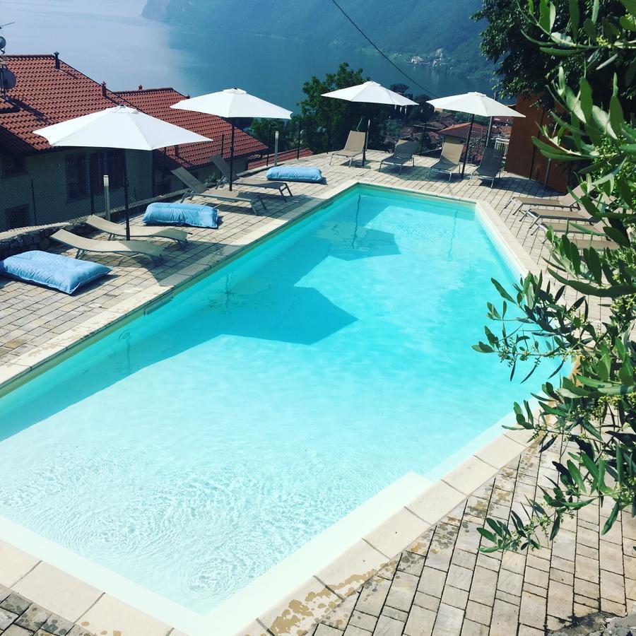 Hotel Miranda Riva di Solto Eksteriør bilde