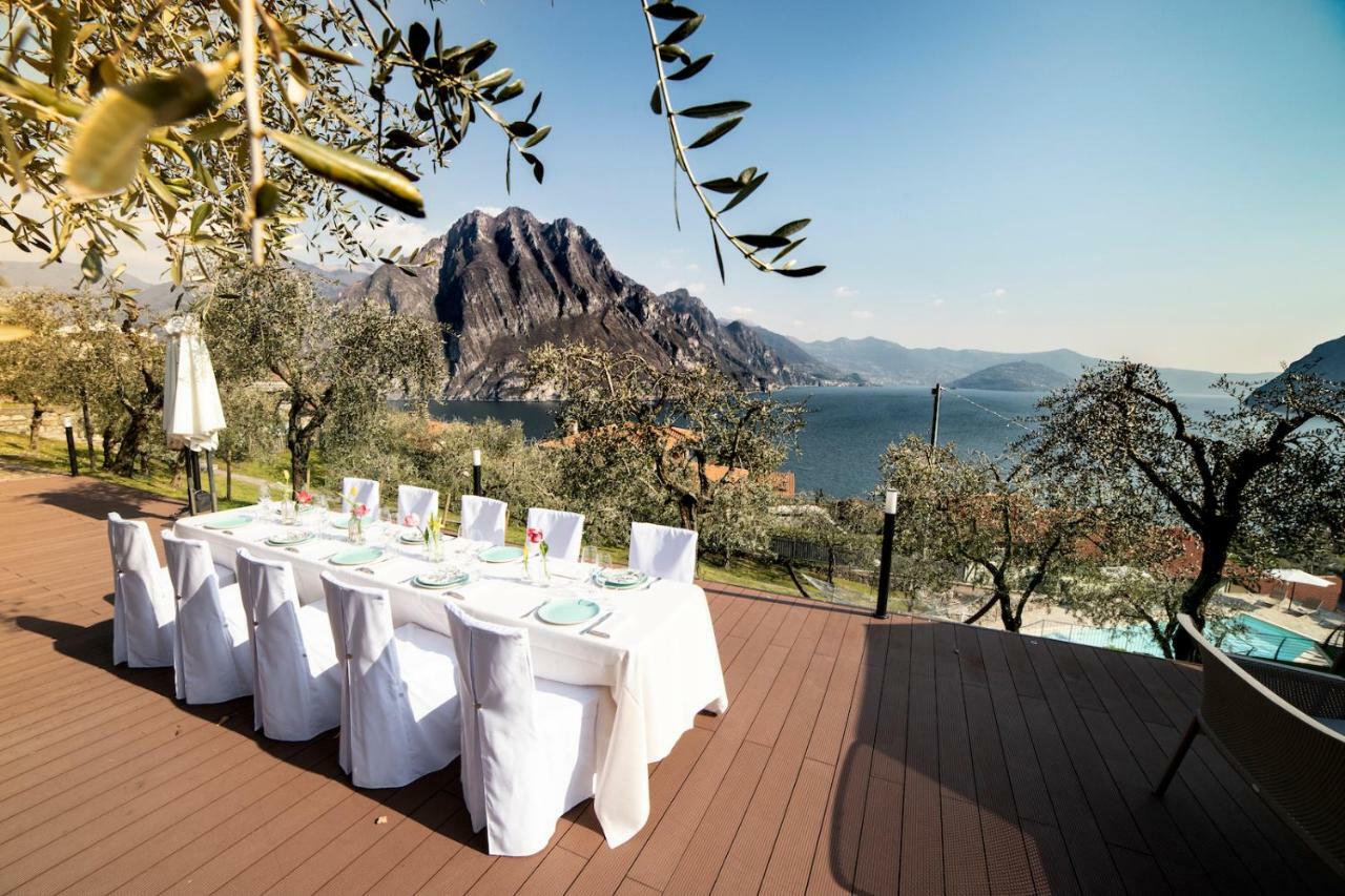 Hotel Miranda Riva di Solto Eksteriør bilde